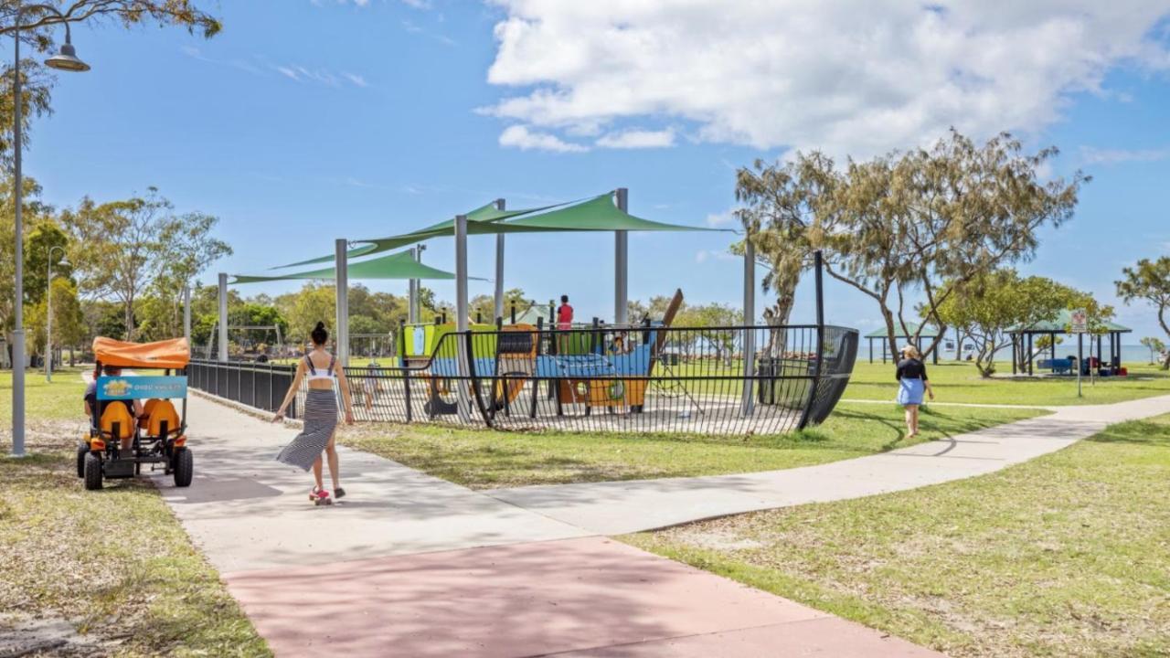 The Ultimate Couples Escape * Sandstone Point